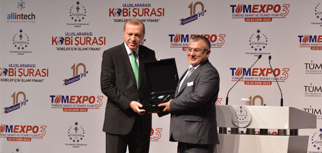 Ceylan İnşaat TÜMSİAD’daki Başarılarından Dolayı Cumhurbaşkanı’ndan Ödül Aldı