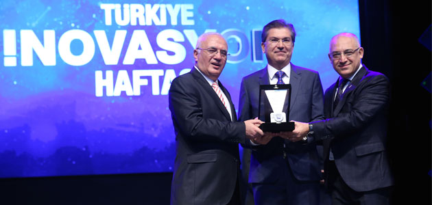 Ege Seramik'e Markalaşmada Liderlik Ödülü Verildi