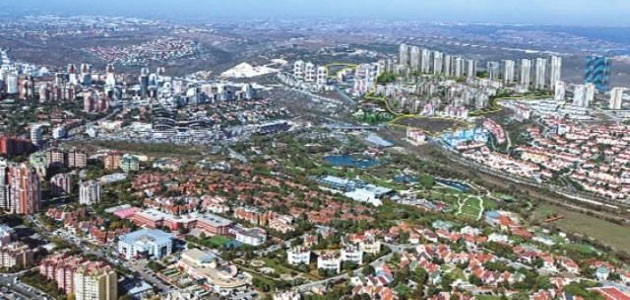 Evlerini alamadılar, maketleri yaktılar