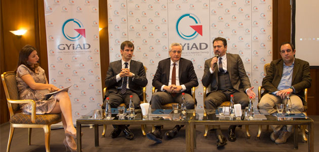 “Güneş enerjisi yatırımları ile 400 bin kişiye  istihdam sağlamak mümkün”