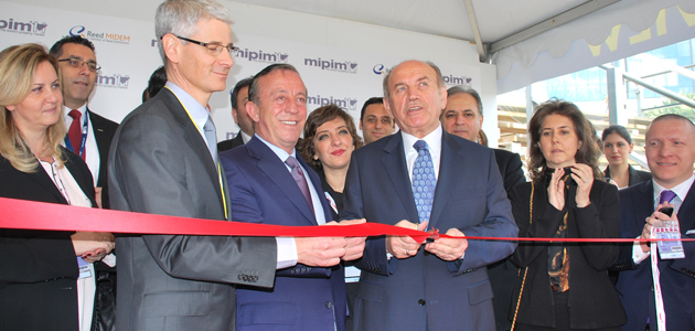 Dünya'nın yeni finans merkezi İstanbul'da yükseliyor.