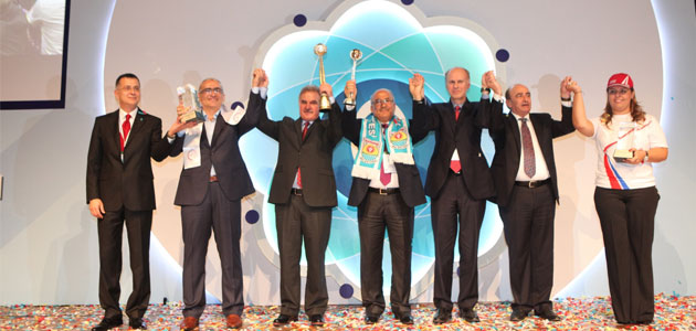 Tarsus Belediyesi Türkiye Mükemmellik Ödülünü Kazandı