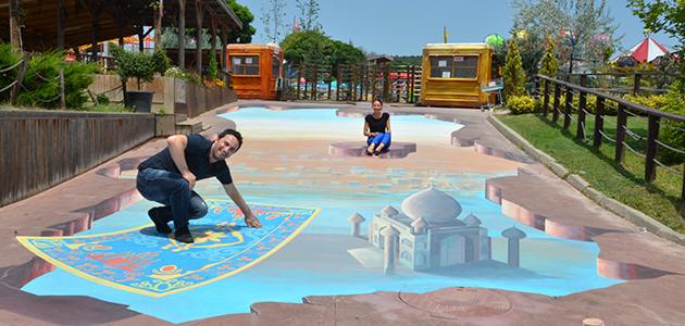 Türkiye’nin en büyük 3D yer boyaması Viaport’ta…