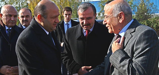 Sanayi Bakanı Fikri Işık, Pakpen’i ziyaret etti