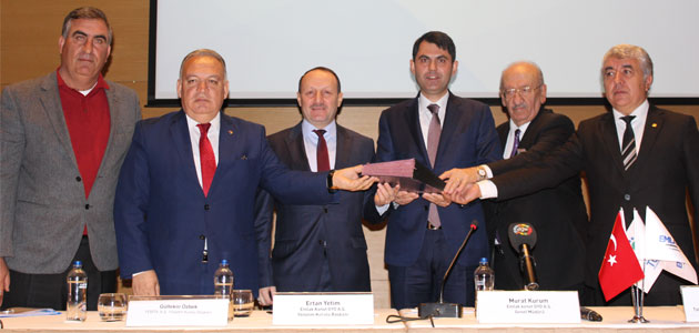 İzmir Alsancak projesi için Emlak Konut GYO ile Tariş Kooperatif Birlikleri arasında protokol imzalandı