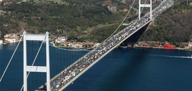 Fatih Sultan Mehmet köprüsü ve Boğaziçi köprüsünün yol aydınlatmasını Schréder üstlendi. 