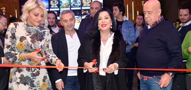 İstMarina AVM, Türk sinemasının dev ismi Türkan Şoray’ı ağırladı. 