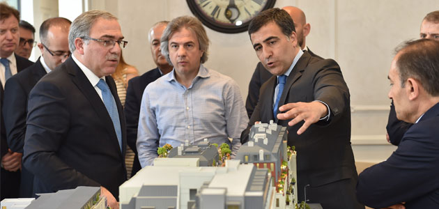 TOKİ Başkanı Mehmet Ergün Turan,Tarlabaşı360’ı yerinde inceledi