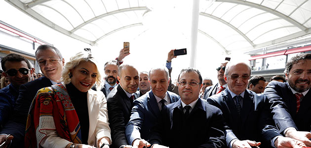 İstmarina AVM Kapılarını Açtı