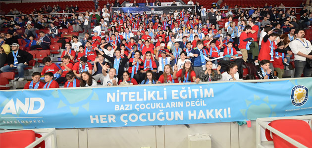  AND Çocuk Tribünü ile  Küçüklerden Büyük Destek  