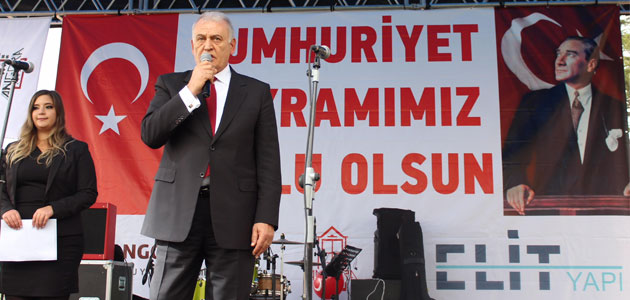  Angora Evleri'nde Tapular Teslim Edildi