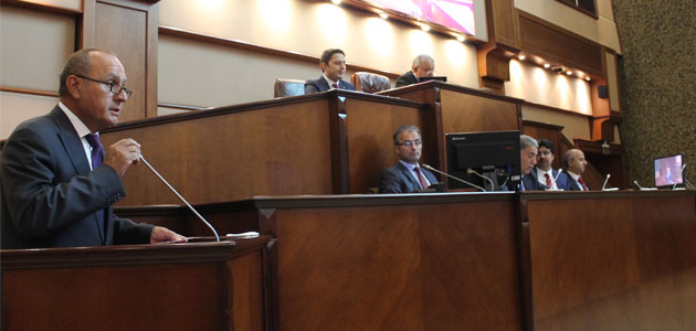 Aykurt Nuhoğlu: Kamu Arazilerini Satarsak Bizi Kim Affedecek?