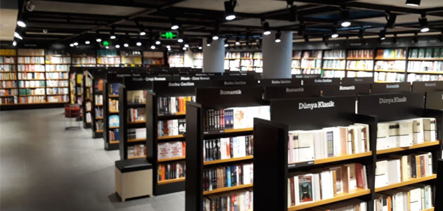 DxR, İstanbul'daki En Büyük Cadde Mağazasını Açıyor